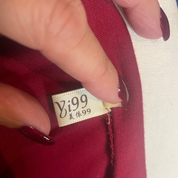 Red Ruched Top with Button Detail Size:L - Picture 5 of 5